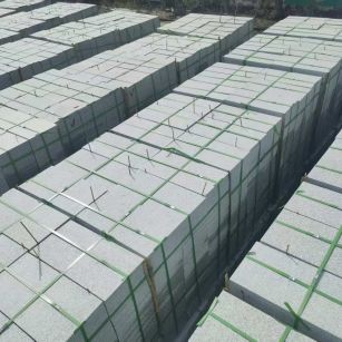 许昌 芝麻白1.8公分火烧300*600地铺，清仓大甩卖