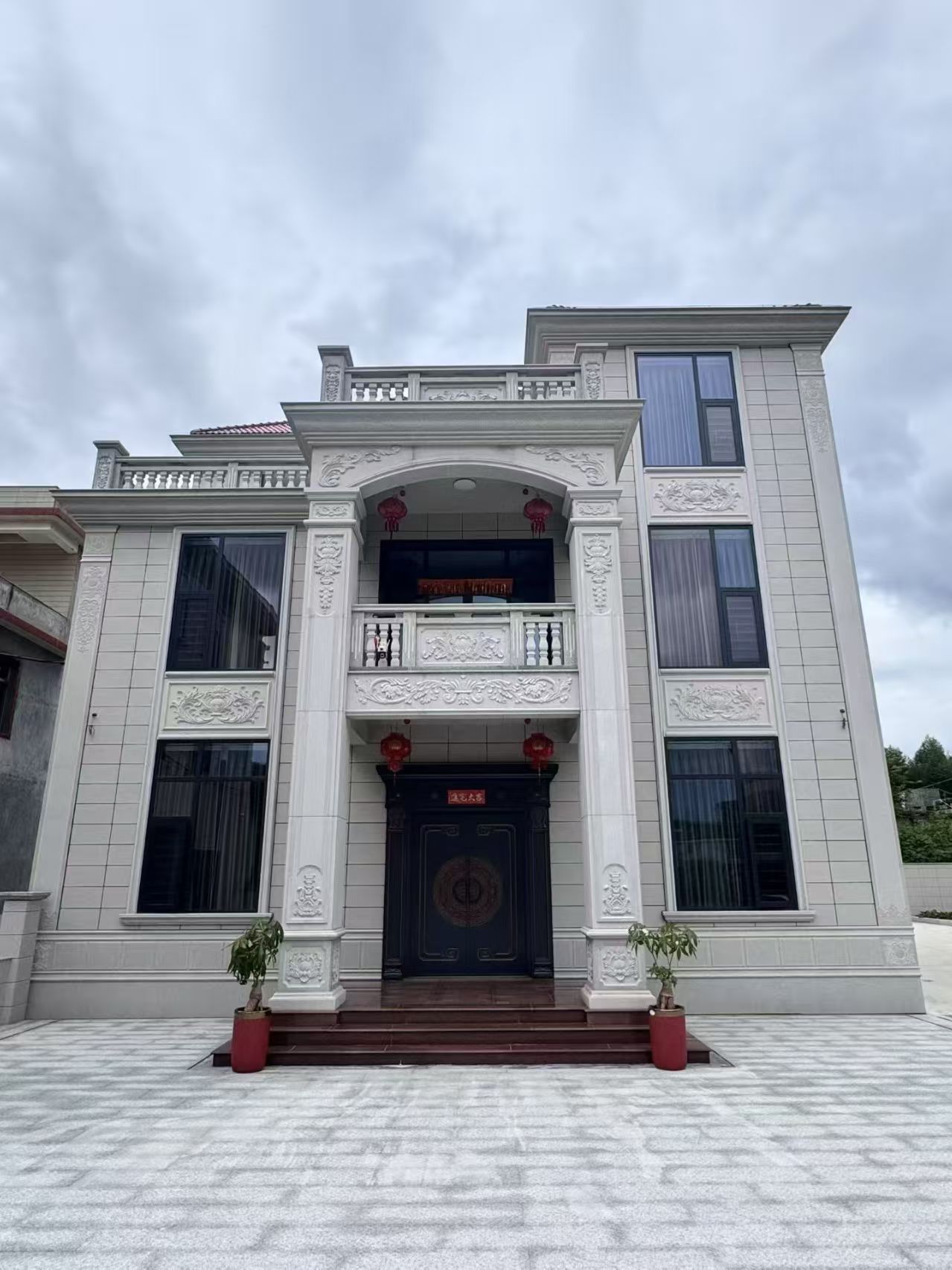 许昌 芝麻白石材别墅干挂案例展示