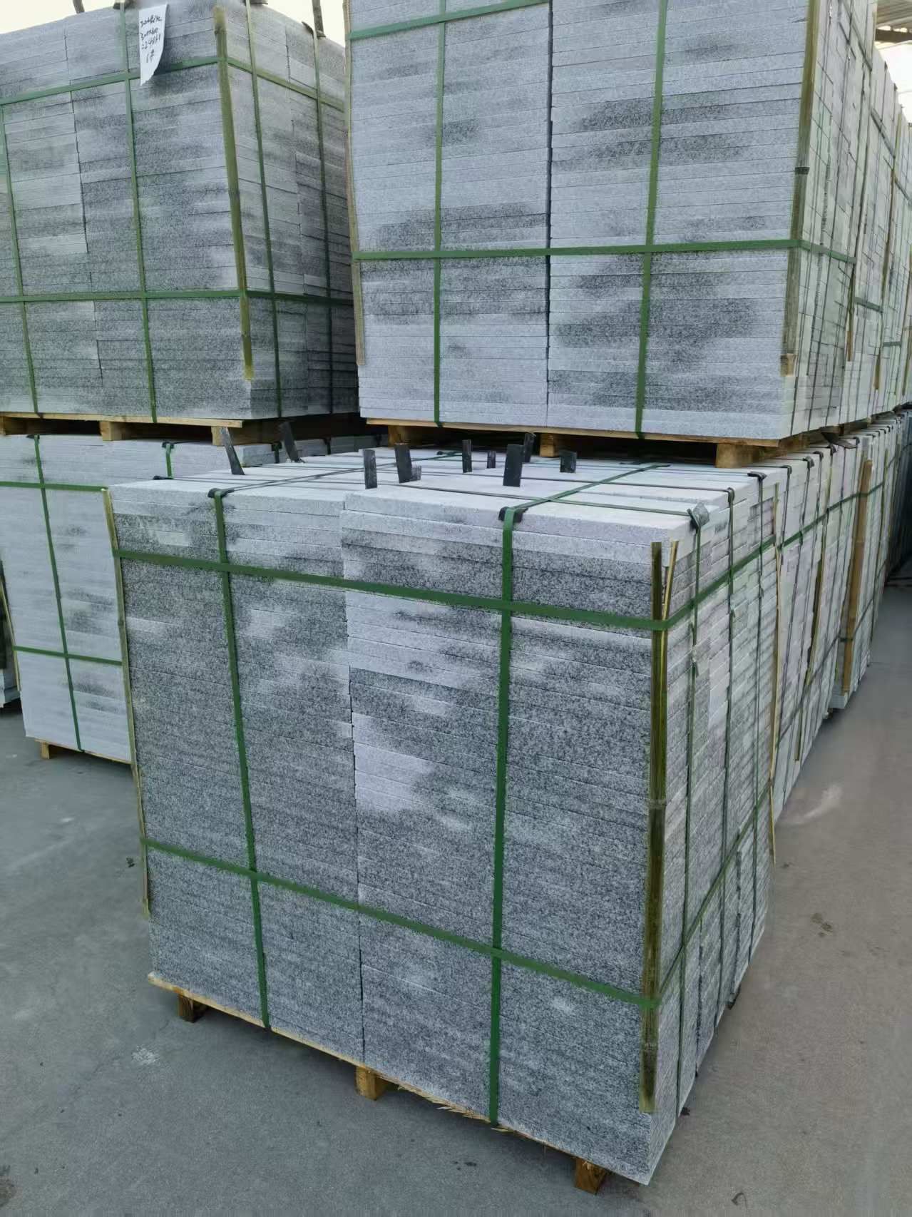 许昌 芝麻白地铺石材