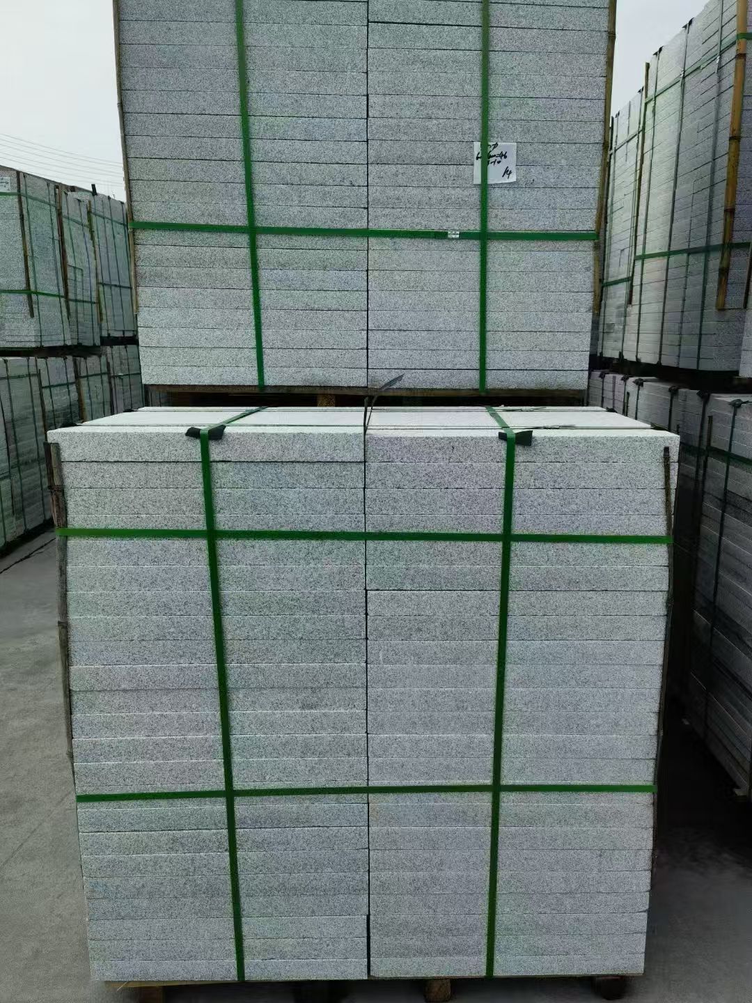 许昌 火烧面地铺石，街道广场园林市政工程板，1.8~5.0厚均有现货