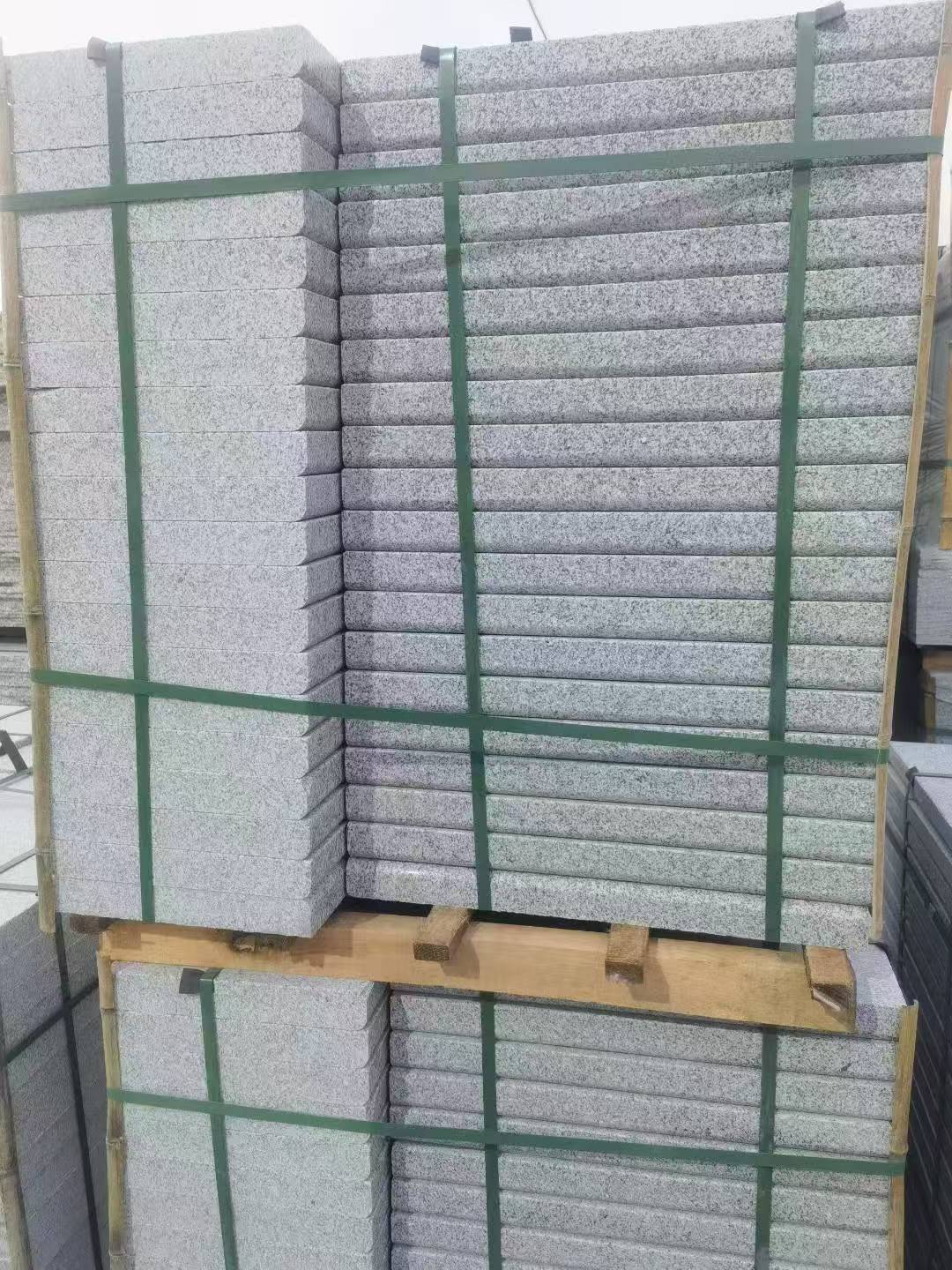 许昌 5公分芝麻白，倒斜角，室外楼梯踏步