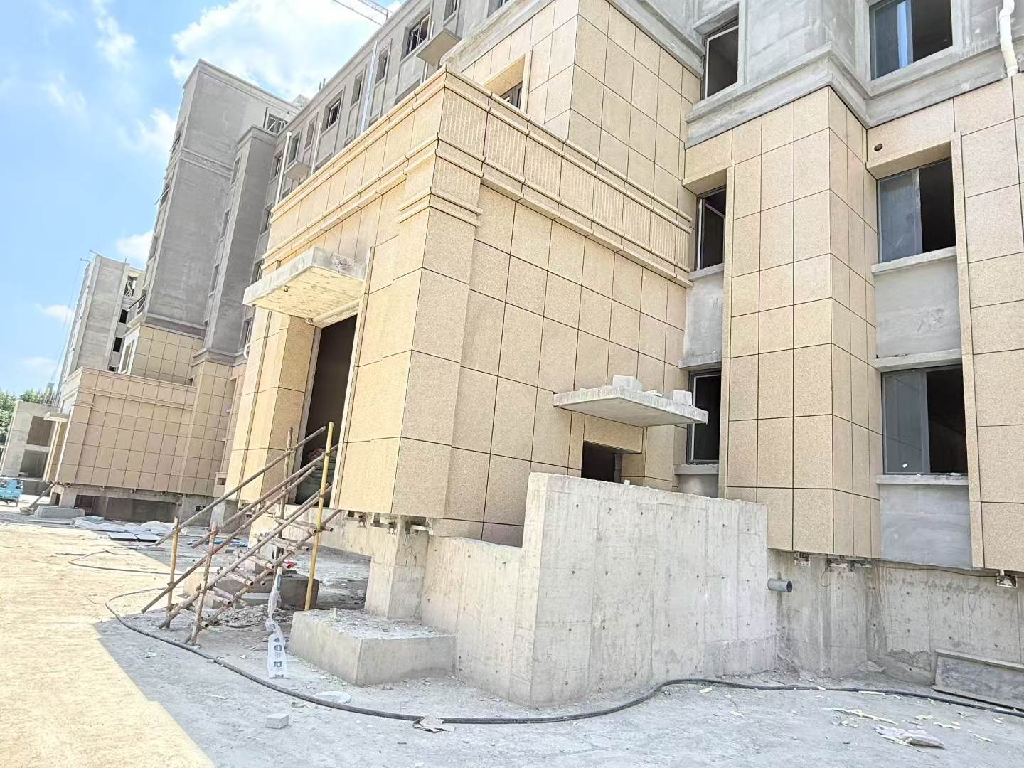 许昌 黄金麻干挂，工地实拍