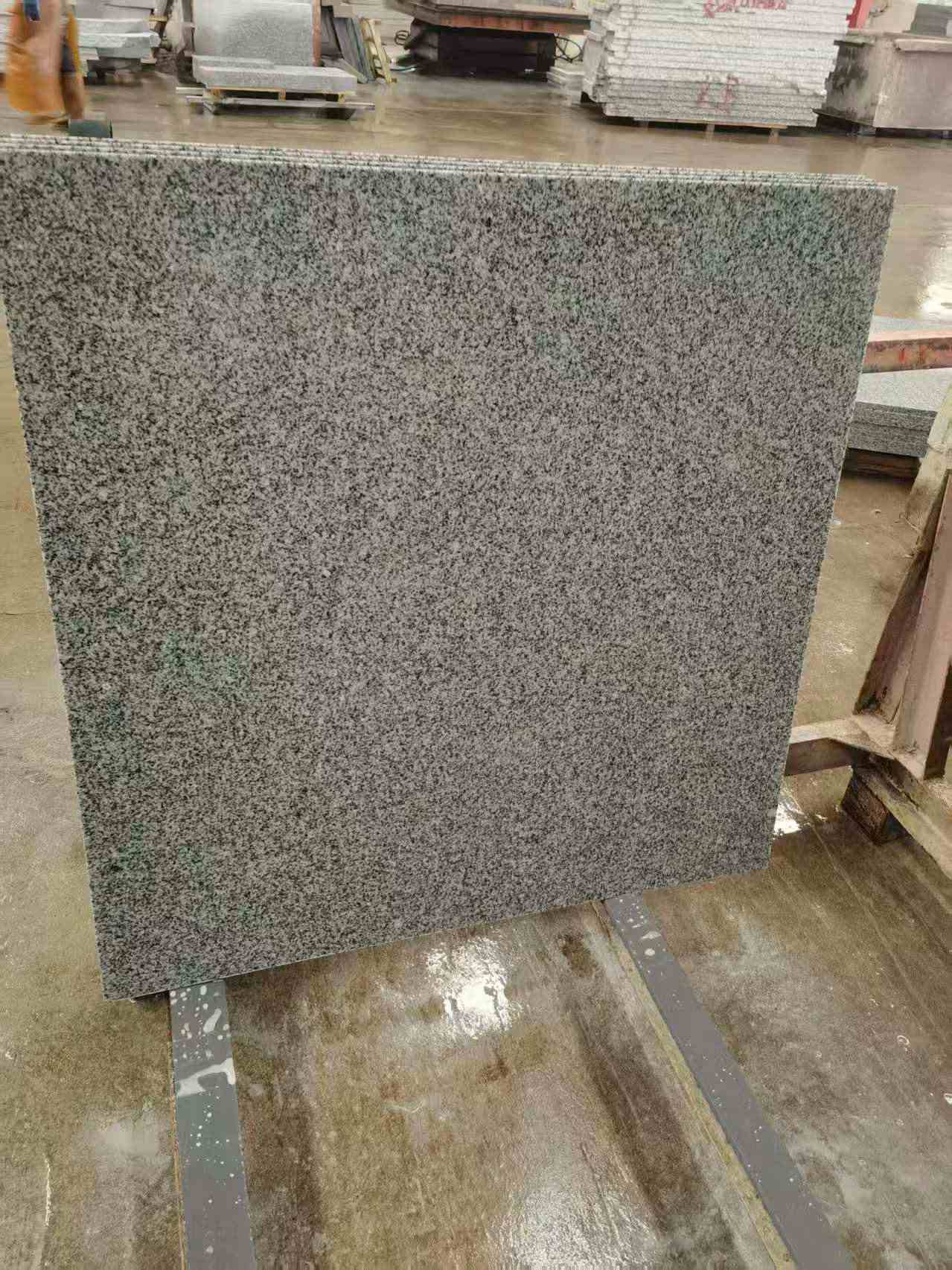 许昌 芝麻白光面900*900，高地铁标准